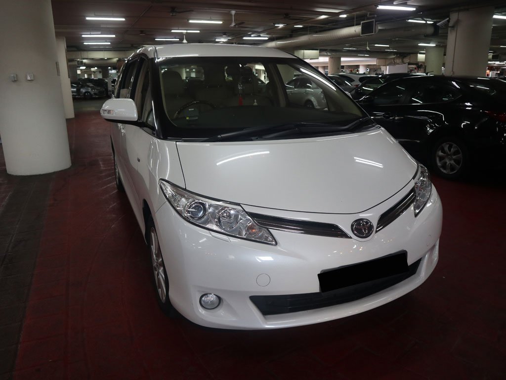 Toyota Previa 7 Seater CVT