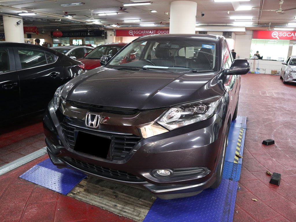 Honda Vezel 1.5X A (Hybrid)