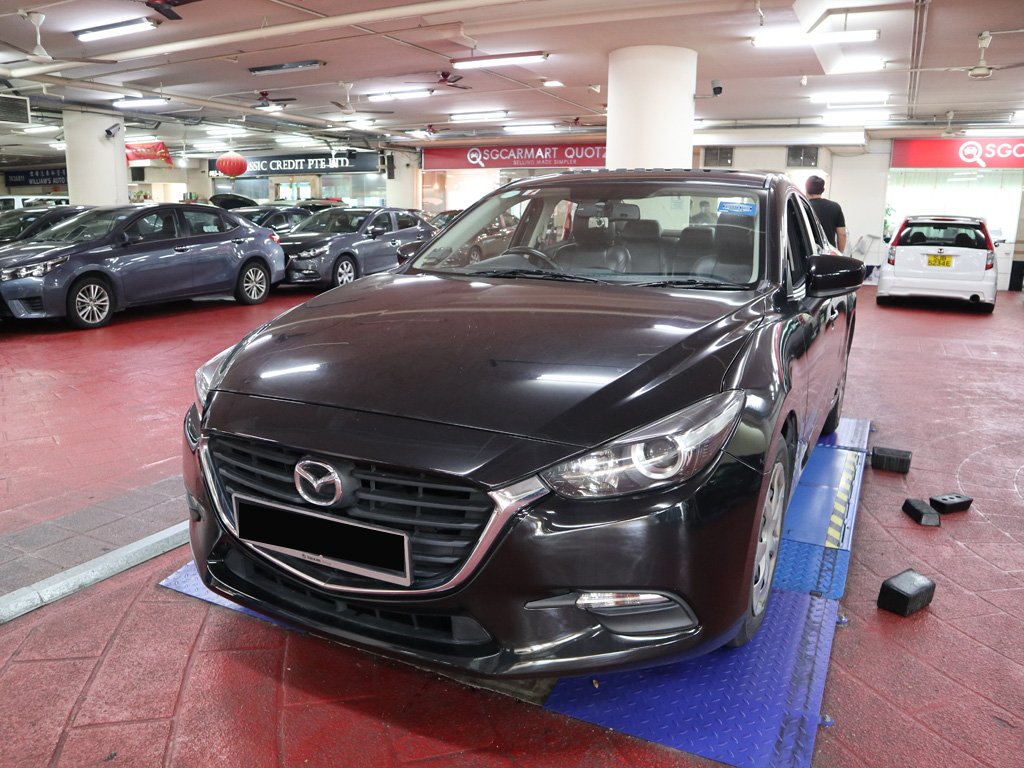 Mazda 3 1.5A Sedan (11)