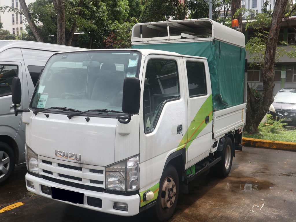 Isuzu NJR85AUE6W ( NEA ) (Scrap/Export Only)