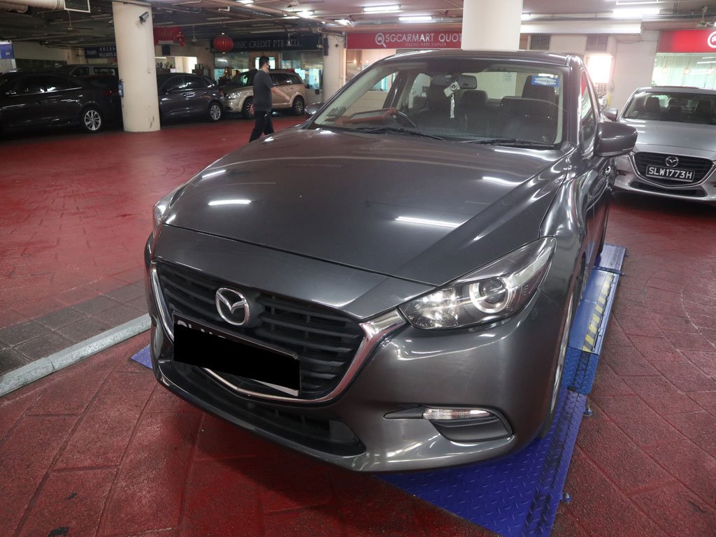 Mazda 3 Sedan 1.5A (02)