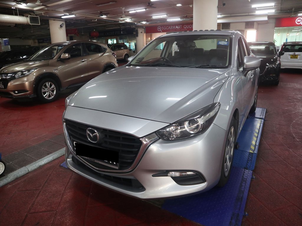 Mazda 3 Sedan 1.5A (05)