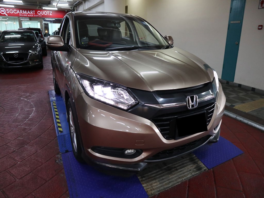 Honda Vezel 1.5X A (Hybrid) (06)
