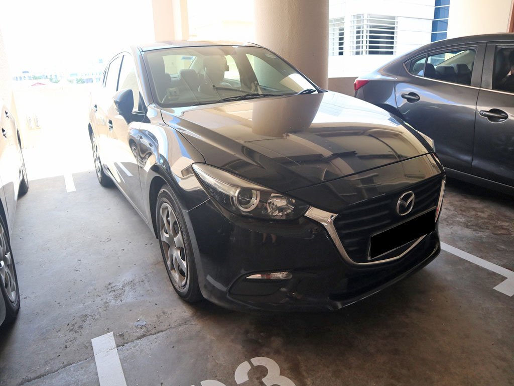 Mazda 3 Sedan 1.5A (17)