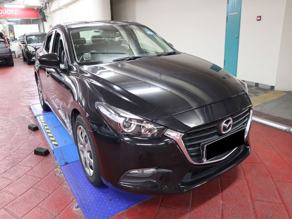 Mazda 3 Sedan 1.5A (03)