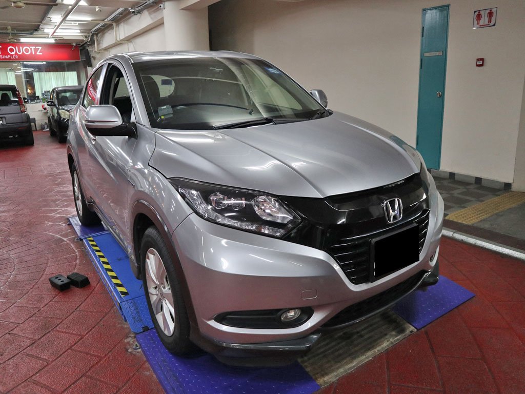 Honda Vezel 1.5X Auto (Hybrid) (04)