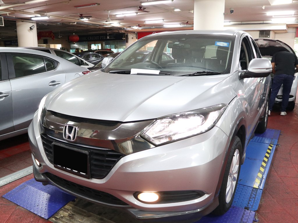 Honda Vezel 1.5X A (Hybrid) (18)
