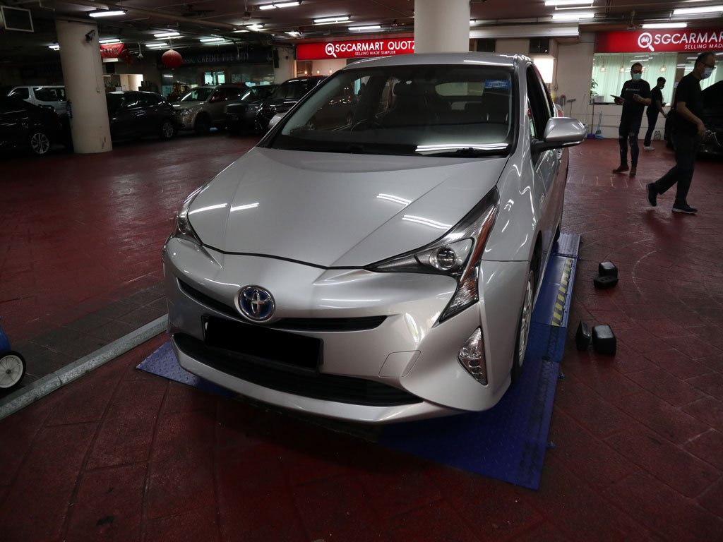 Toyota Prius 1.8A CVT (Hybrid) (08)