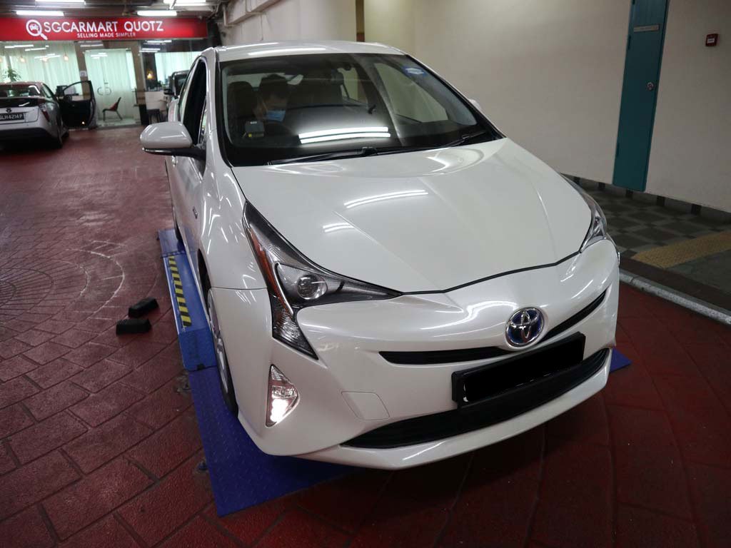 Toyota Prius Hybrid 1.8 CVT (19)