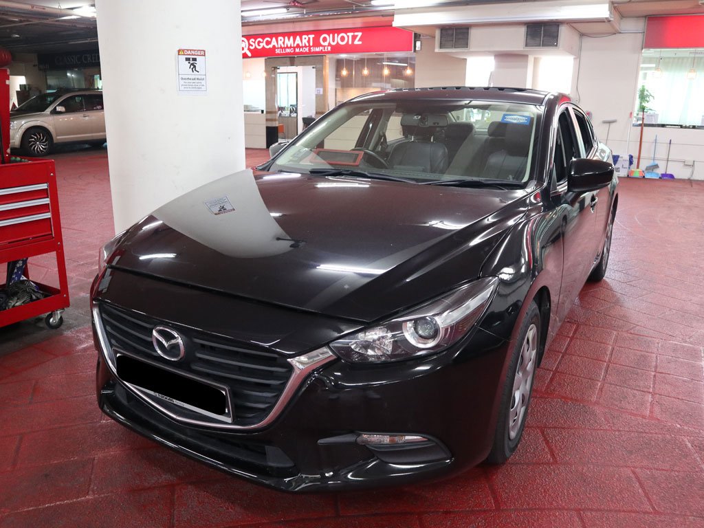 Mazda 3 Sedan 1.5A (05)