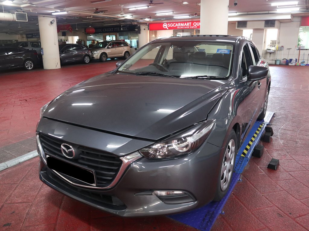 Mazda 3 Sedan 1.5A (01)