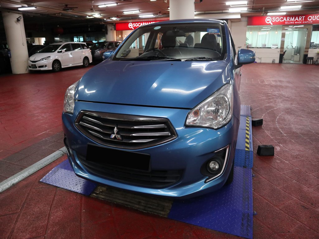 Mitsubishi Attrage 1.2A CVT (02)