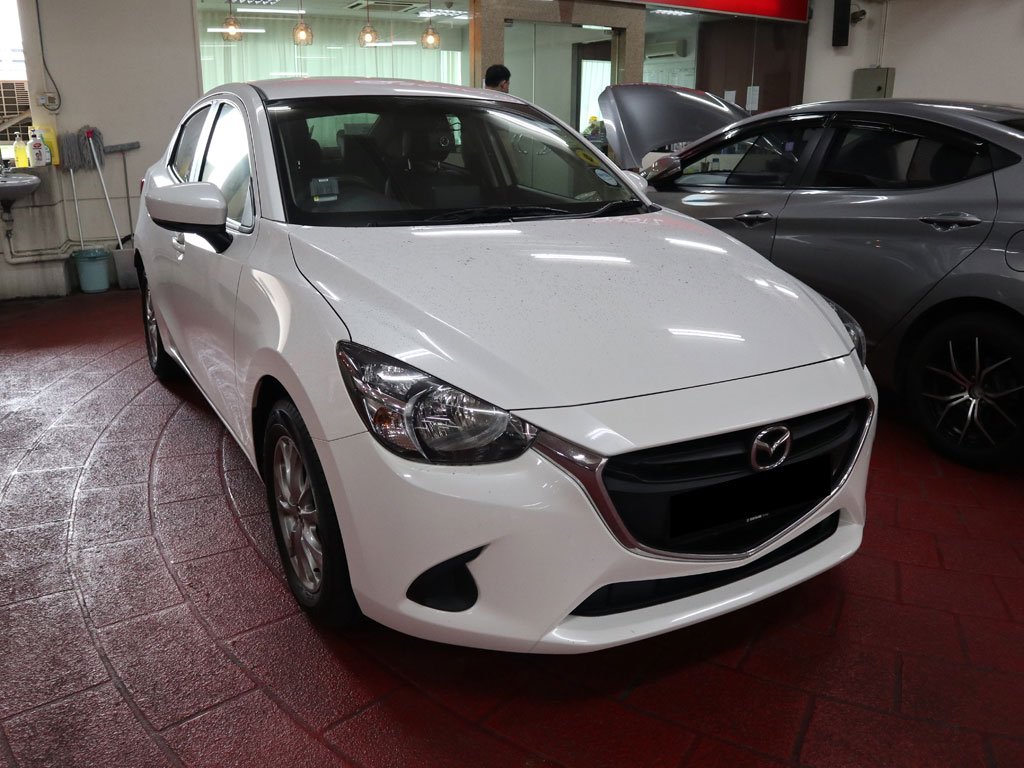 Mazda 2 Sedan 1.5A Standard Plus