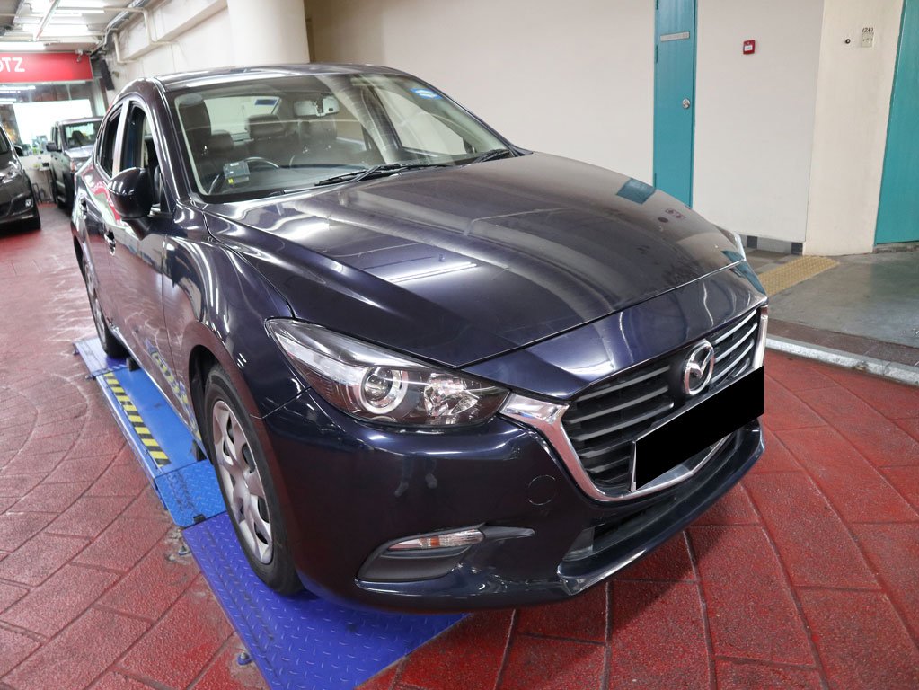 Mazda 3 Sedan 1.5A (08)