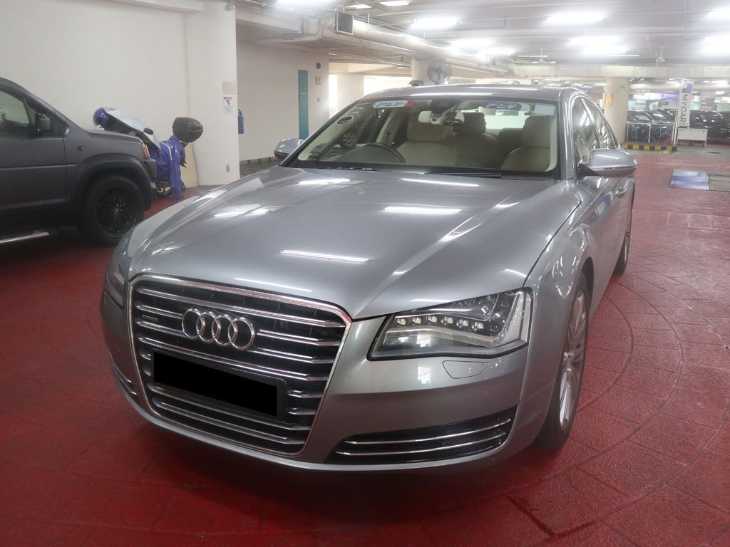 Audi A8 4.2A FSI Quattro