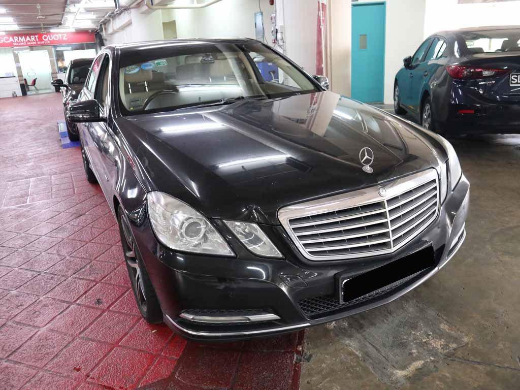 Mercedes Benz E200