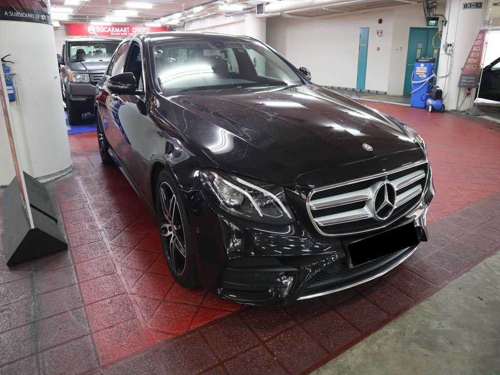 Mercedes Benz E200 AMG Line (R19 LED)