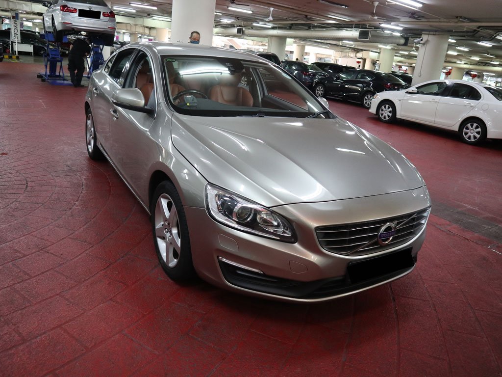Volvo S60 T5 2.0A
