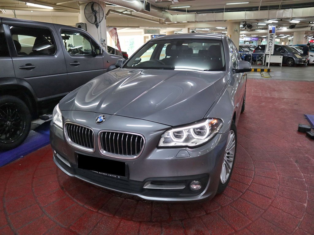 BMW 520I