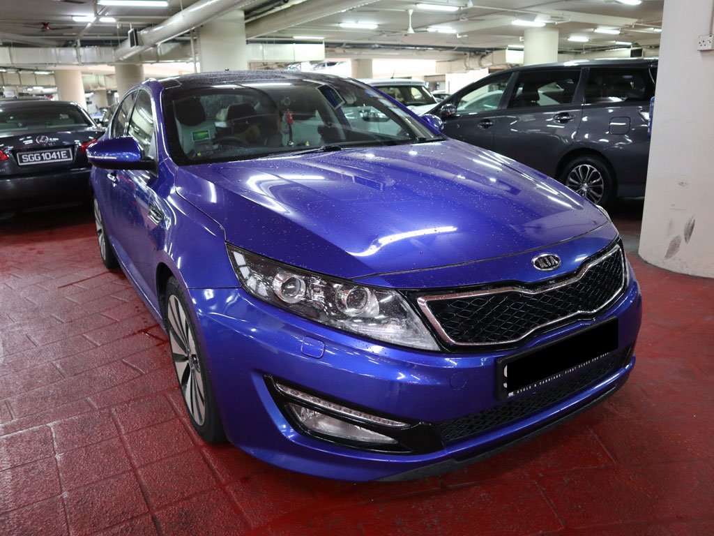 Kia Optima 2.0A Sunroof