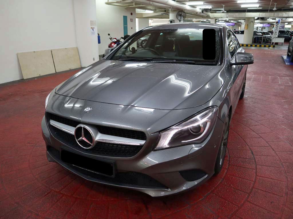 Mercedes Benz CLA180 (R18 BI)
