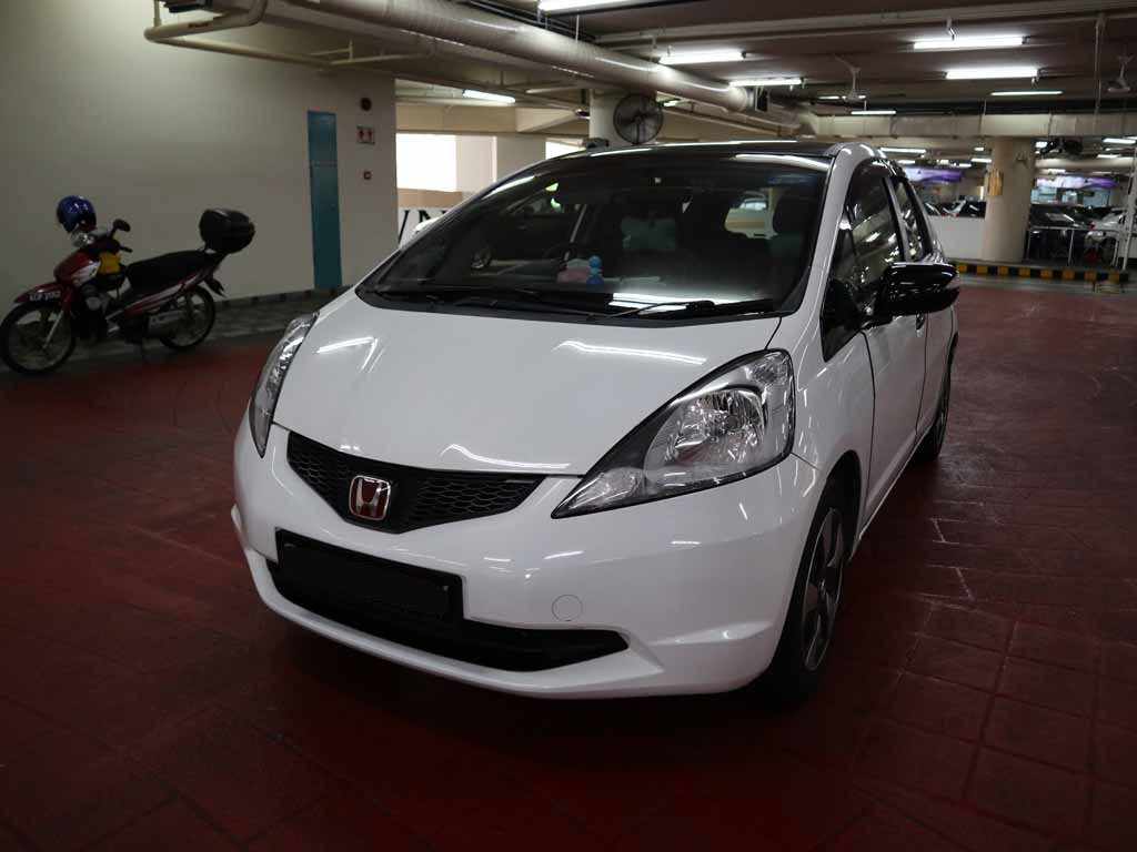 Honda Fit 1.3A G Skyroof (03/2028)