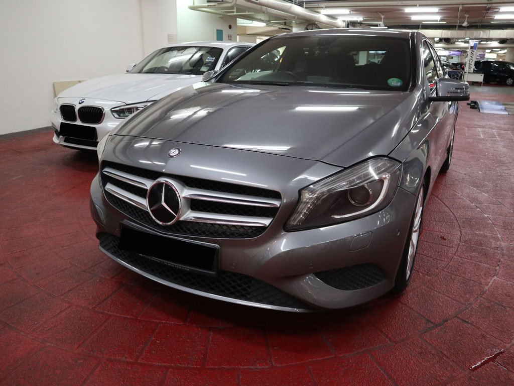 Mercedes Benz A180 (R18 BI)