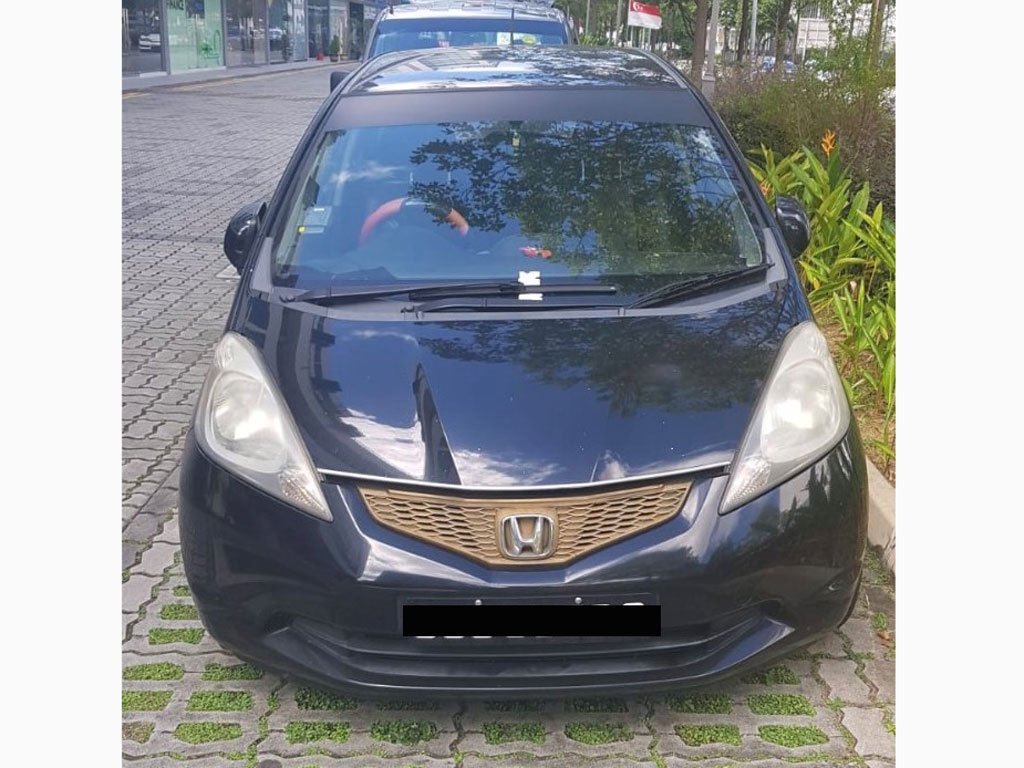 Honda Fit 1.3G A (COE till 04/24)