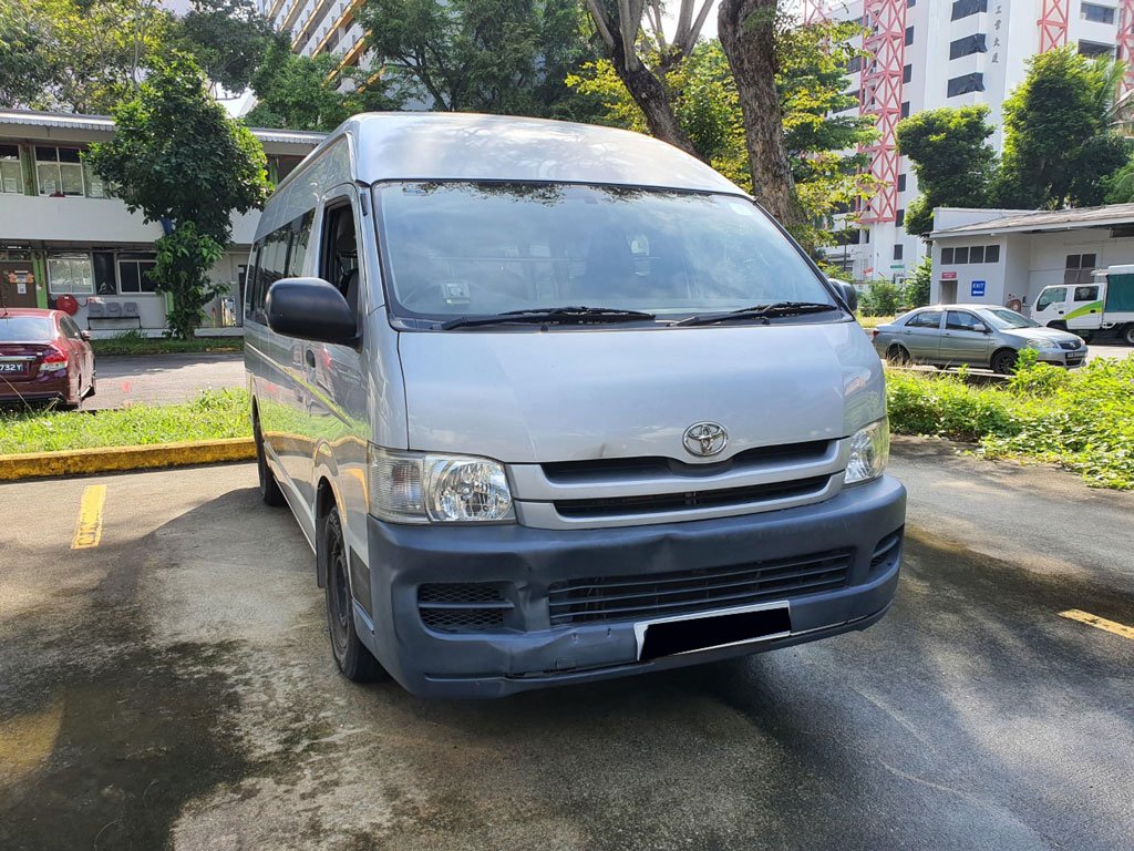 Toyota Hiace Hiroof Van Auto (NEA) (Scrap/Export Only)