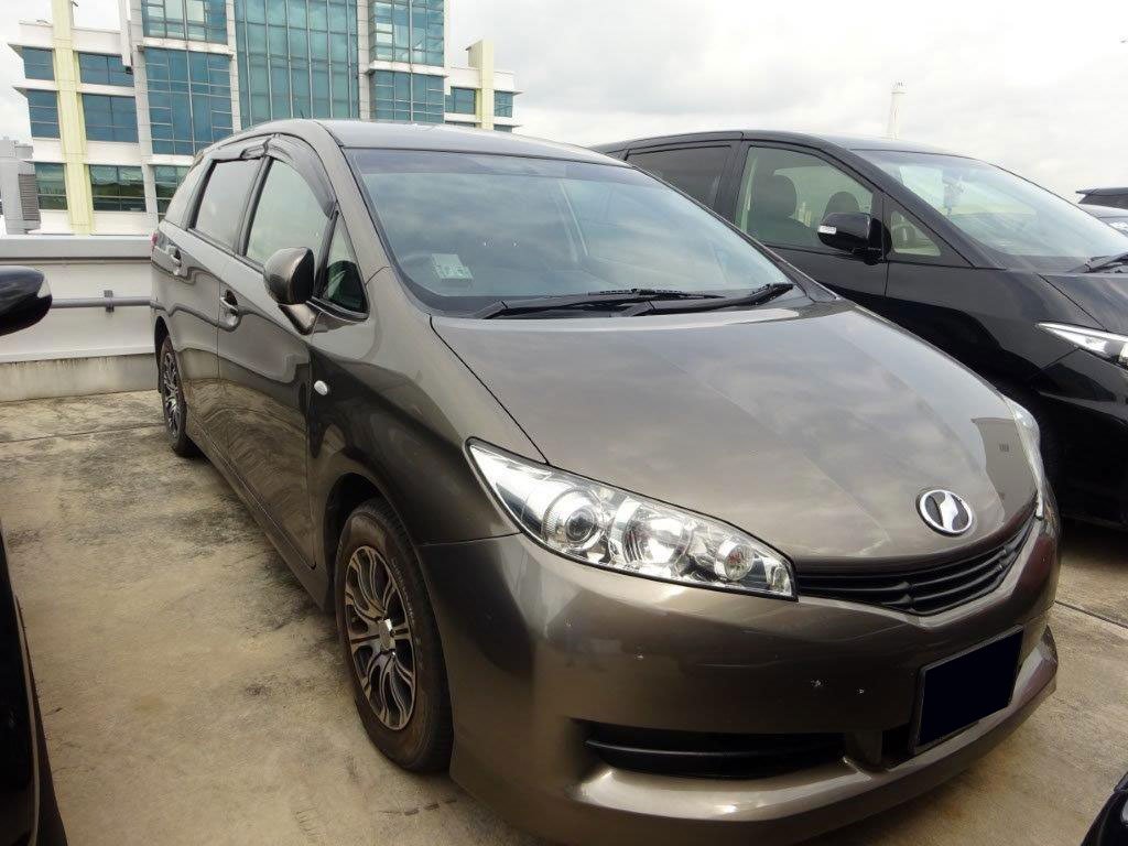 Toyota Wish 1.8X A (COE till 04/29)