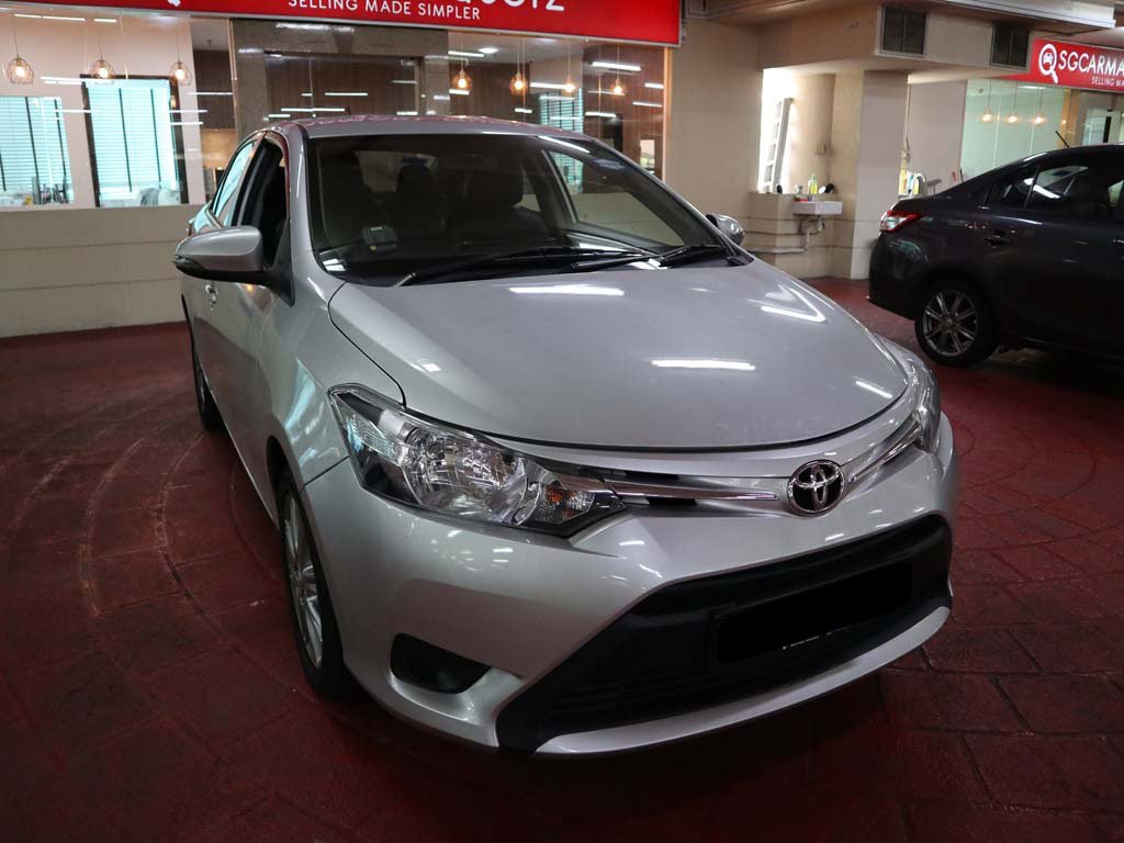 Toyota Vio 1.5E CVT (02)