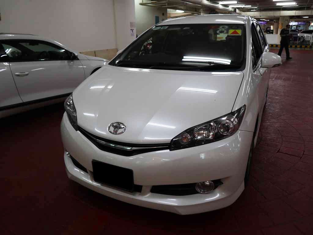 Toyota Wish 1.8 CVT