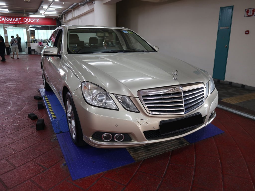 Mercedes Benz E200 CGI