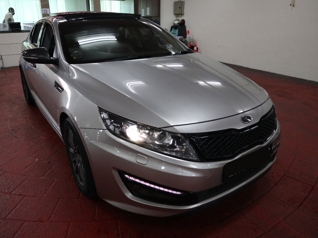 Kia Optima 2.0A Sunroof