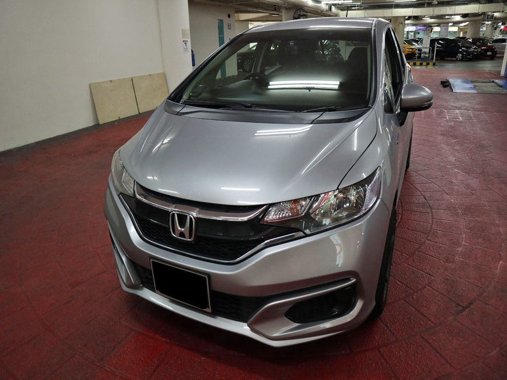 Honda Fit 1.5F Auto (Hybrid)