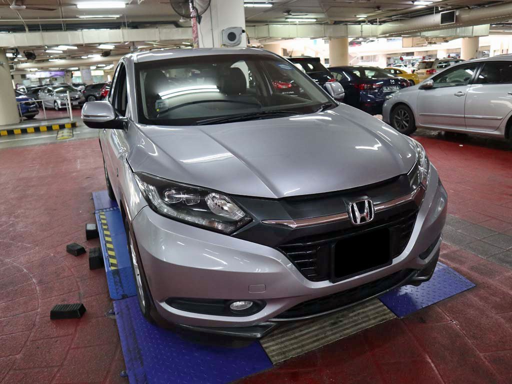 Honda Vezel 1.5X Auto (Hybrid)