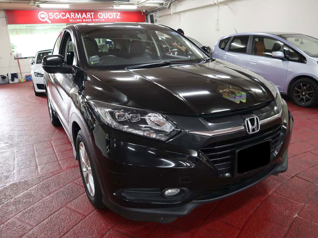 Honda Vezel 1.5X CVT