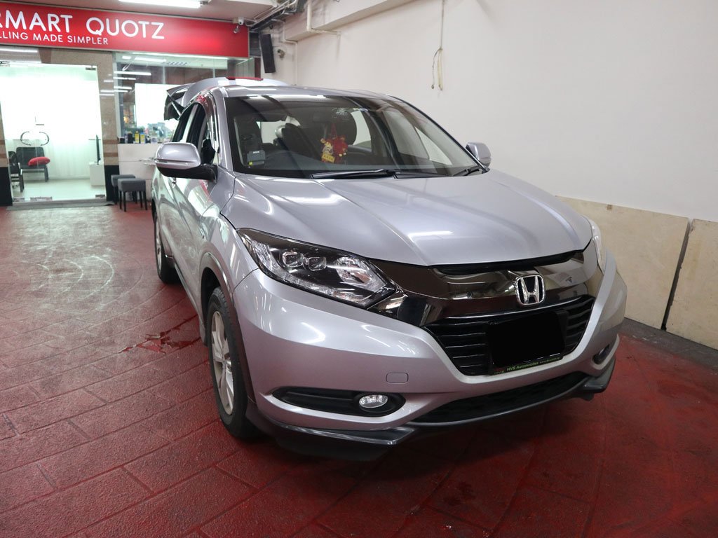 Honda Vezel 1.5X A (Hybrid)