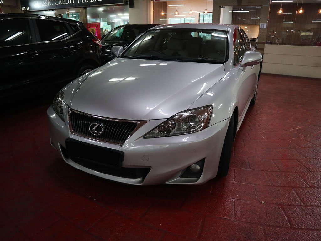 Lexus IS250 Auto Standard