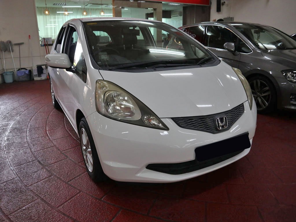 Honda Fit 1.3G A (COE till 06/2023)