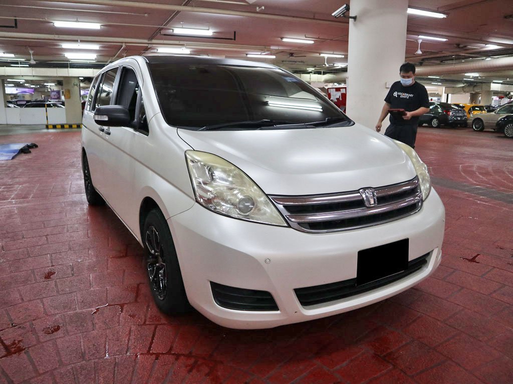 Toyota Isis 1.8A LX (COE till 08/2028)
