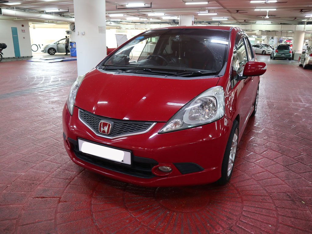 Honda Jazz 1.5L A (COE till 12/2023)