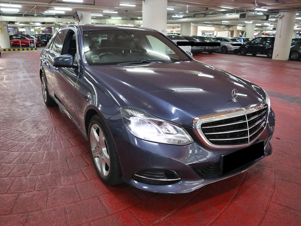 Mercedes Benz E250 Sedan (R17)