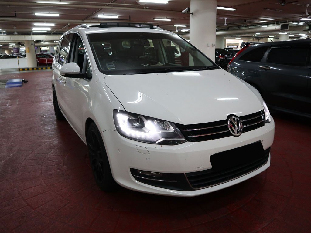 Volkswagen Sharan 2.0A TSI Sunroof