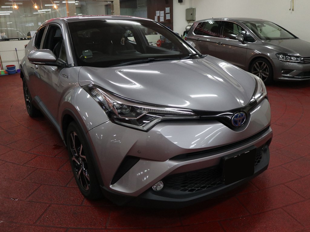 Toyota C-HR 1.8G CVT  (Hybrid)