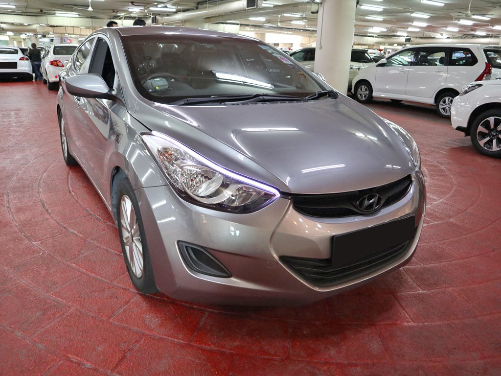 Hyundai Elantra 1.6A