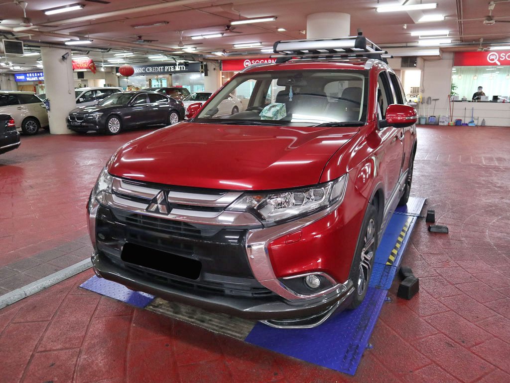 Mitsubishi Outlander 2.4A CVT Sunroof