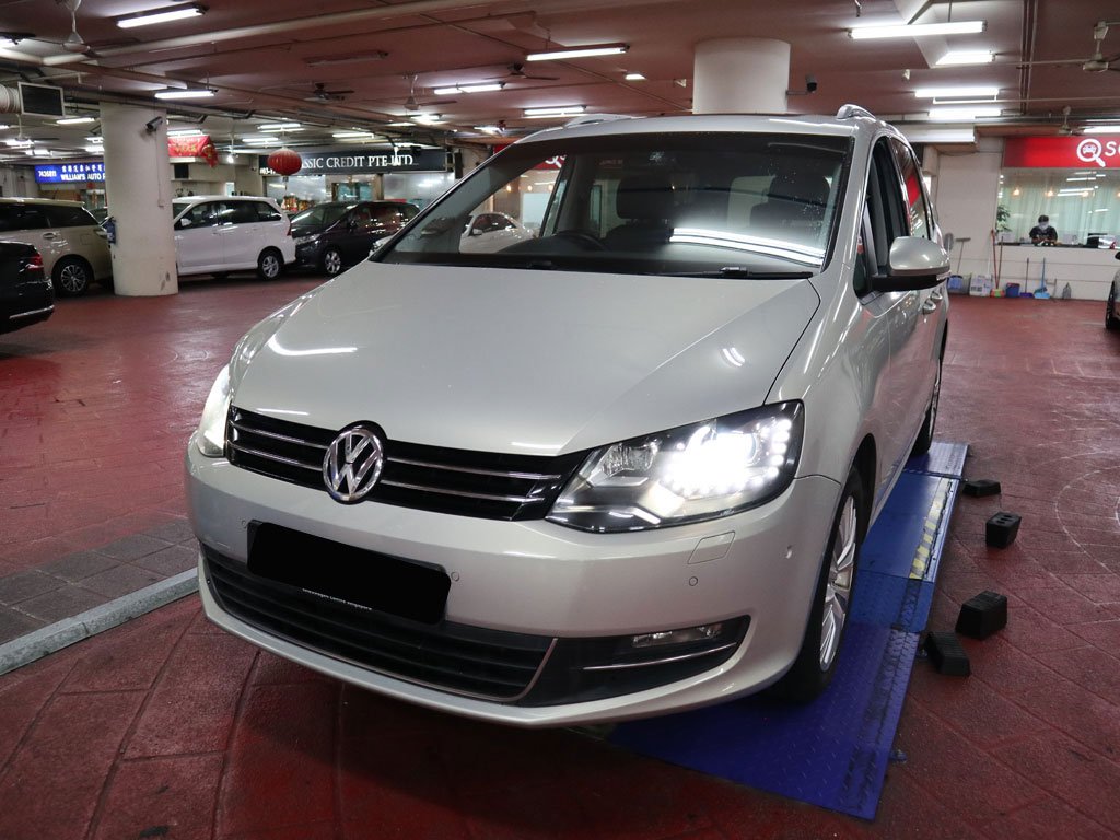 Volkswagen Sharan 2.0A TSI Sunroof