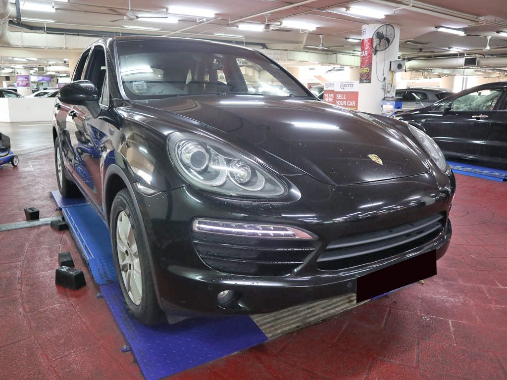 Porsche Cayenne Tiptronic (V6)