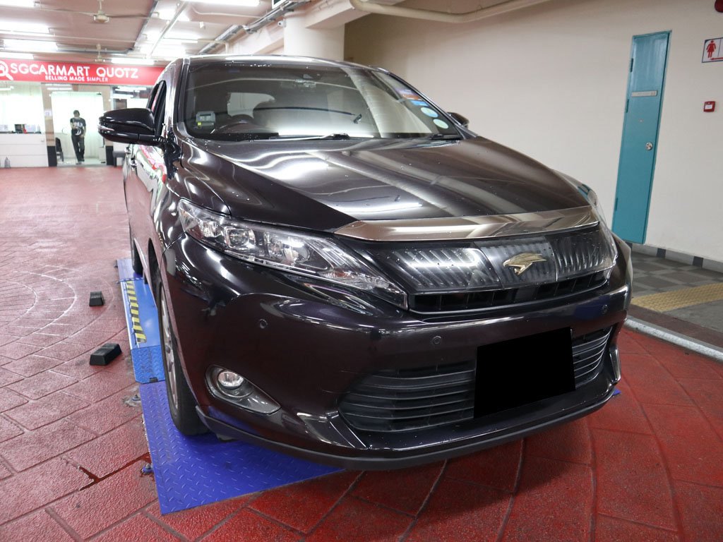 Toyota Harrier 2.0A Premium Sunroof